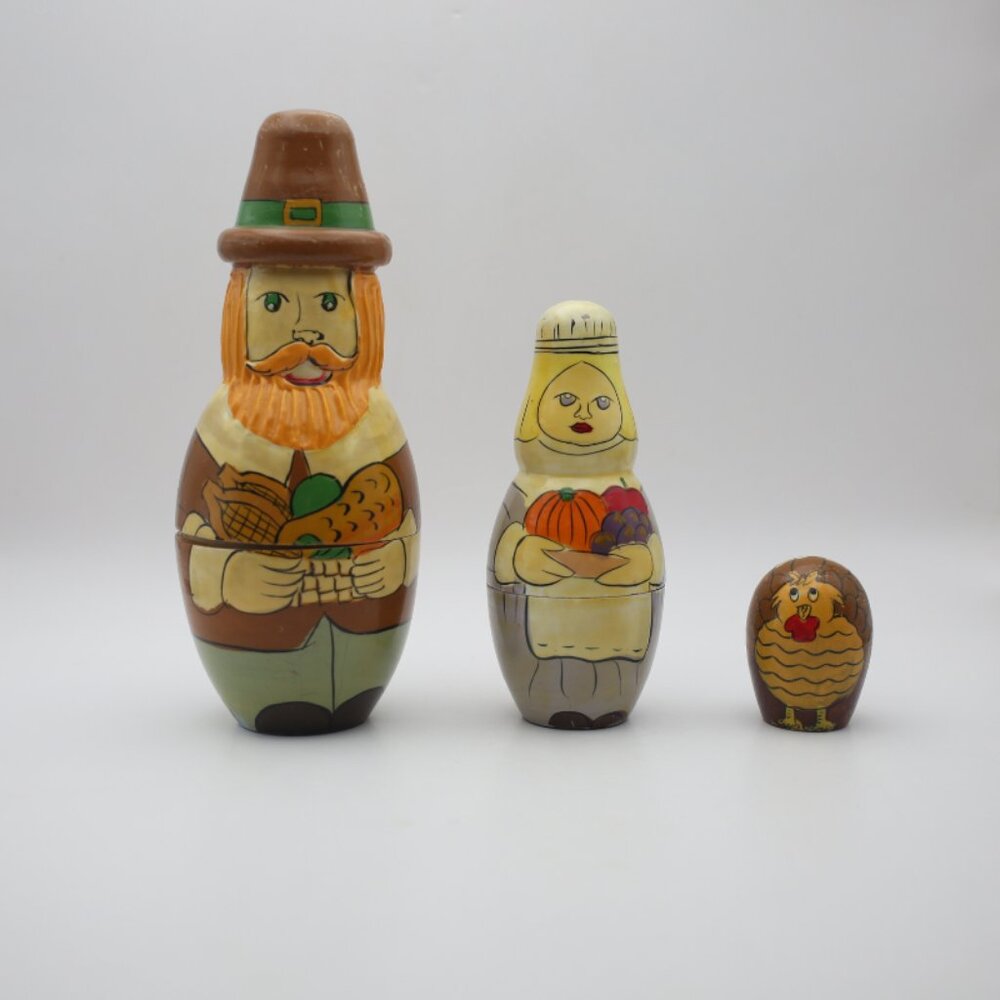 Village Thanksgiving Pilgrim Nesting Dolls Hand Painted ~ 3 Pieces